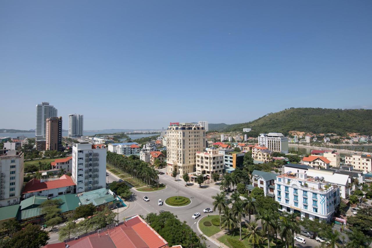 D'Lecia Ha Long Hotel Exterior photo